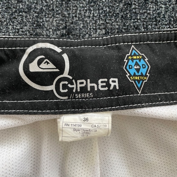 Mens Quicksilver Board Shorts / Swim Trunks 36w - Picture 3 of 5